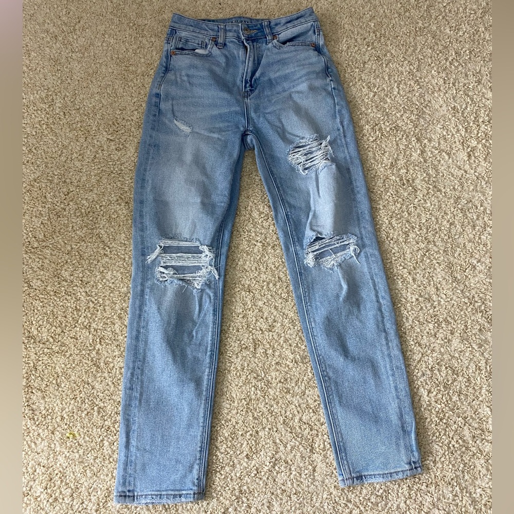 American eagle mom jeans